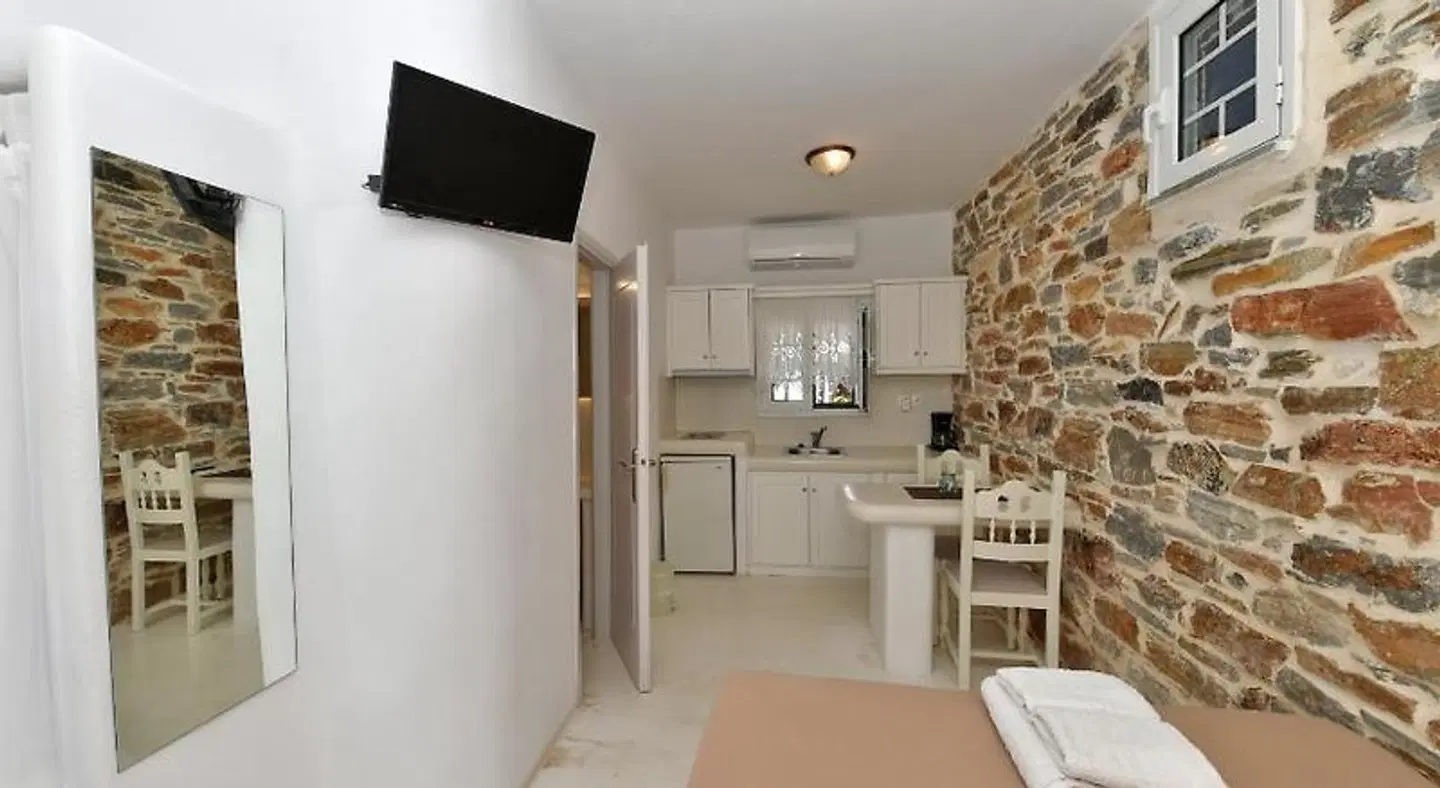 Tinos Peristerionas Badezimmer