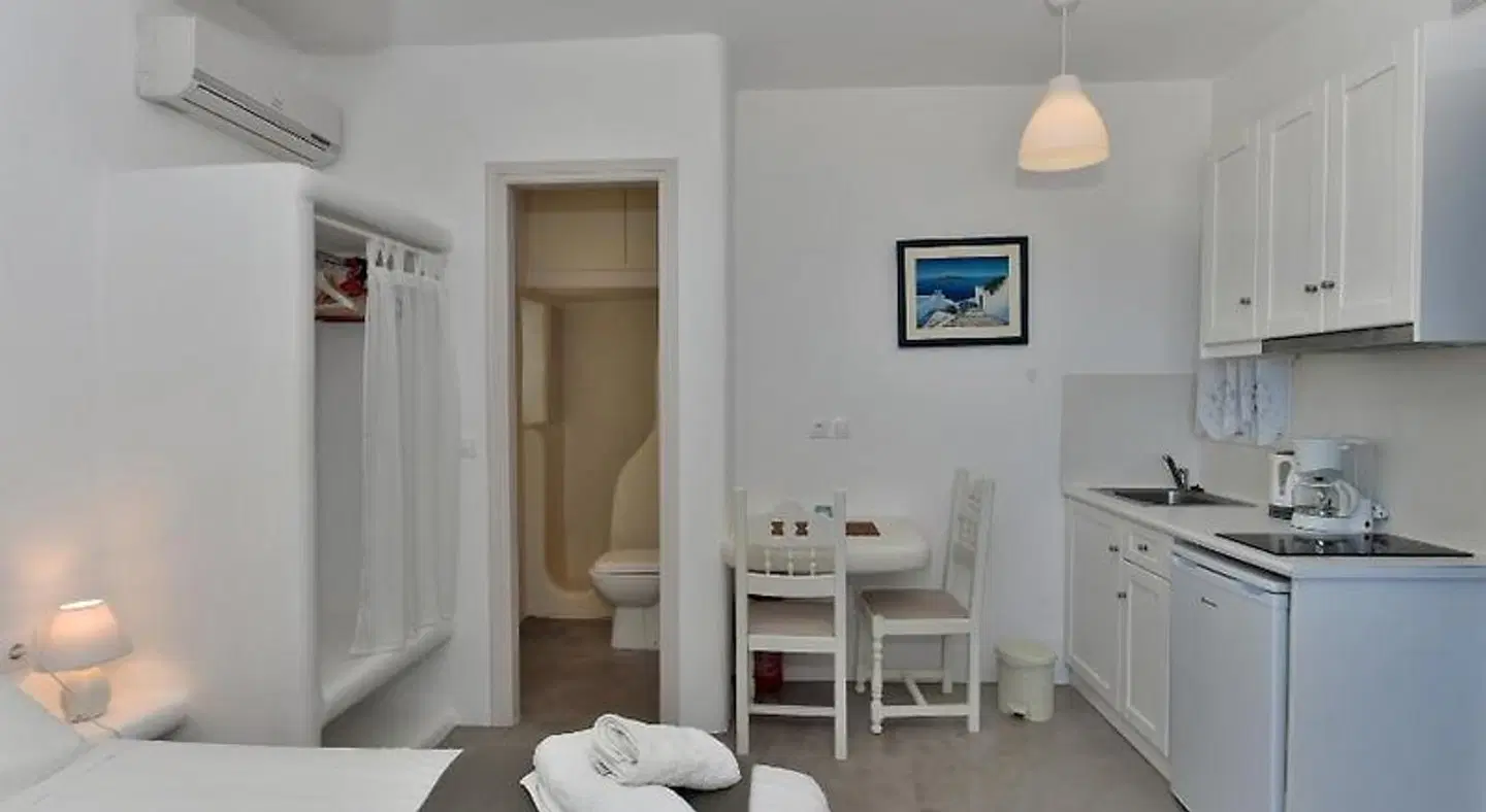 Tinos Peristerionas Badezimmer