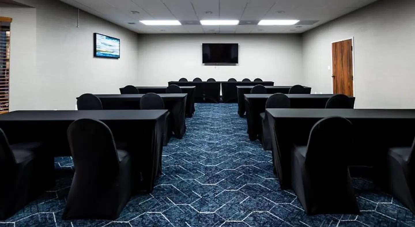 Endeavor Inn & Suites, Trademark Collection by Wyndham Konferenz