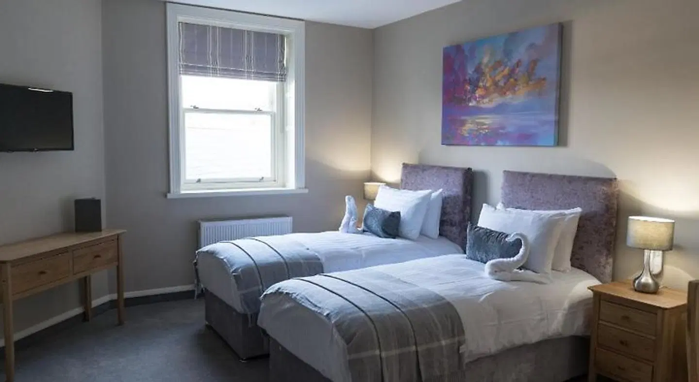Tredegar Arms Hotel ROOM_EXAMPLE