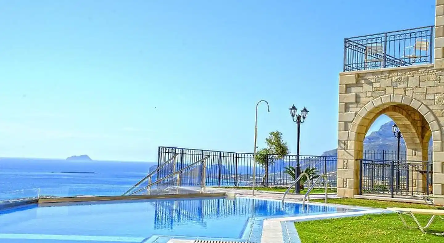 Fotini Traditional Villas Pool