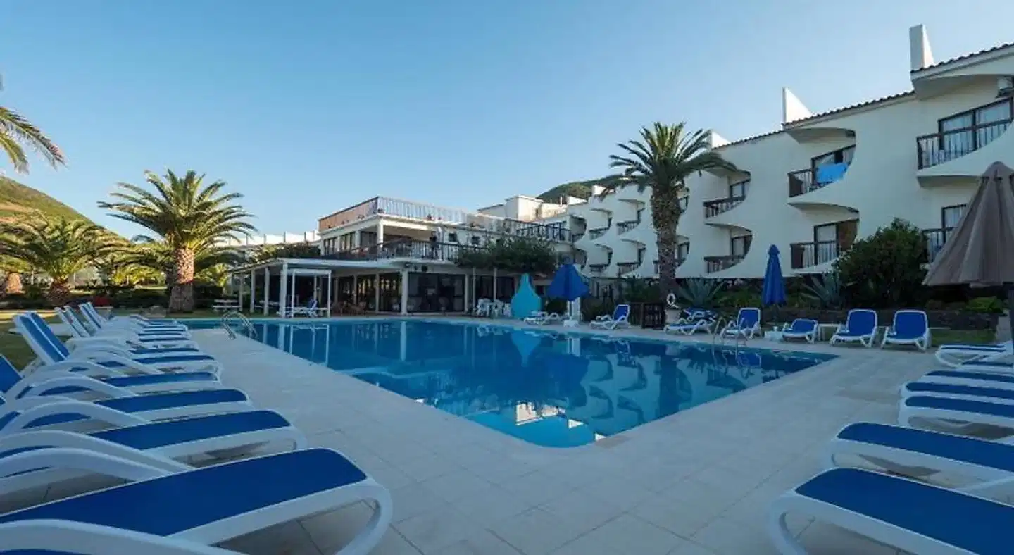 Hotel São Jorge Garden Pool