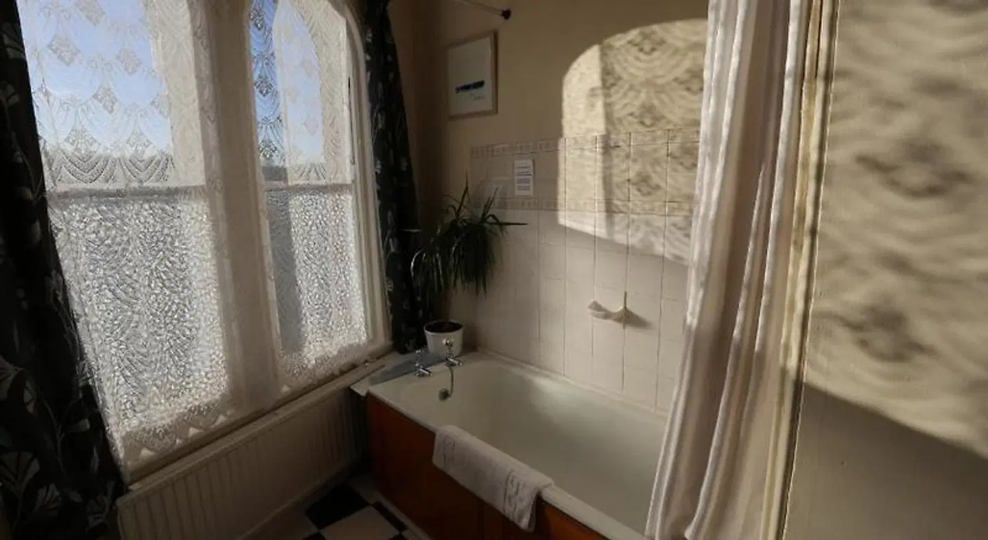 Bridge Guest House Badezimmer