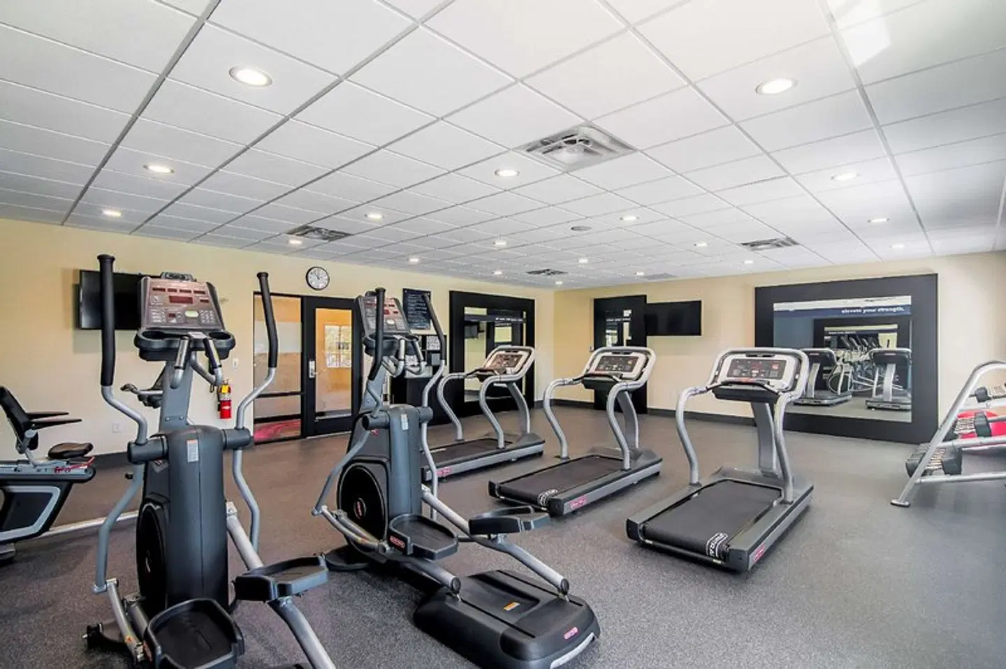 Hampton Inn & Suites Dallas/Richardson SPORTS_AND_LEISURE
