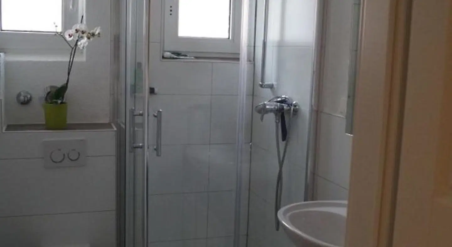Villa Paz Rhein-Main Offenbach Badezimmer