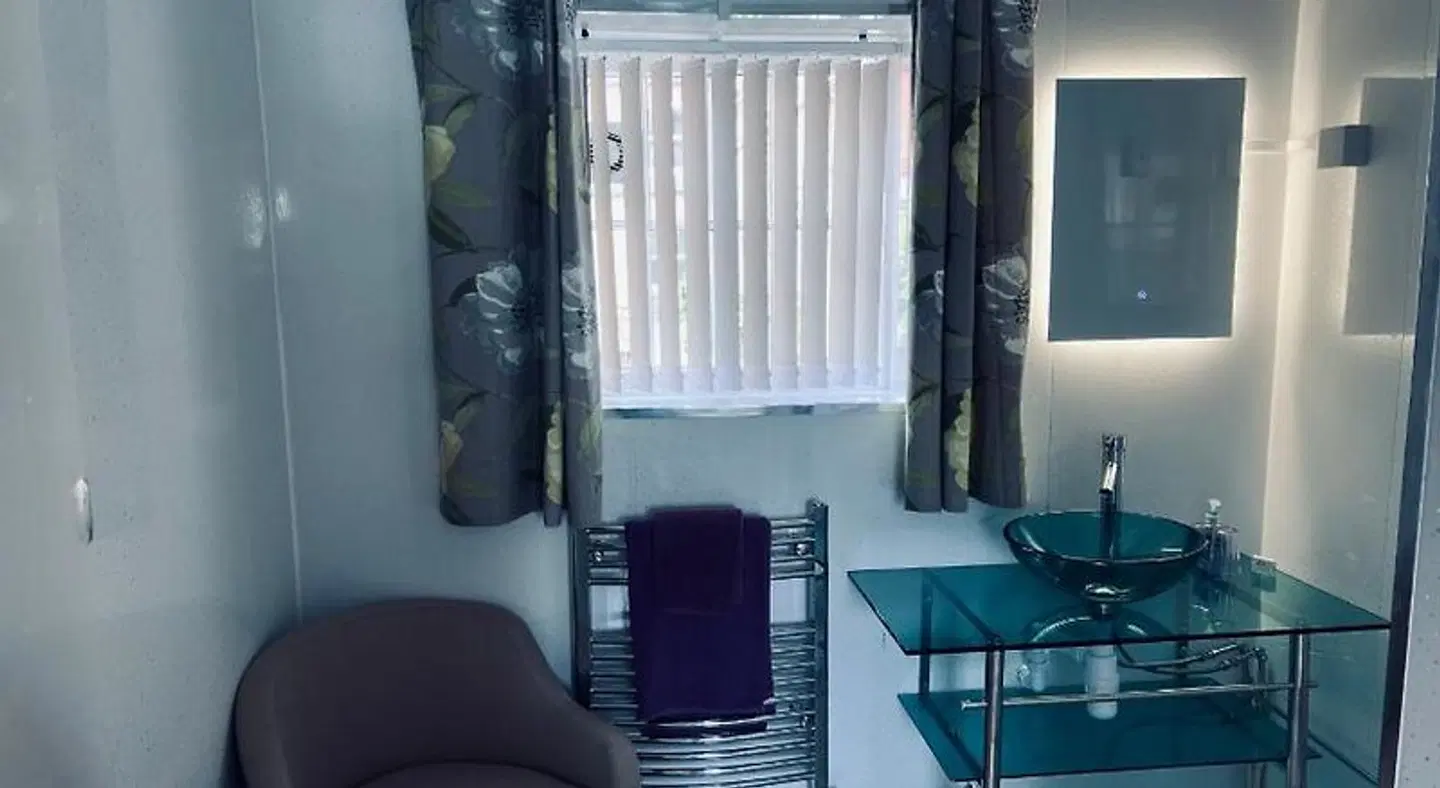 The Mallards ROOM_EXAMPLE