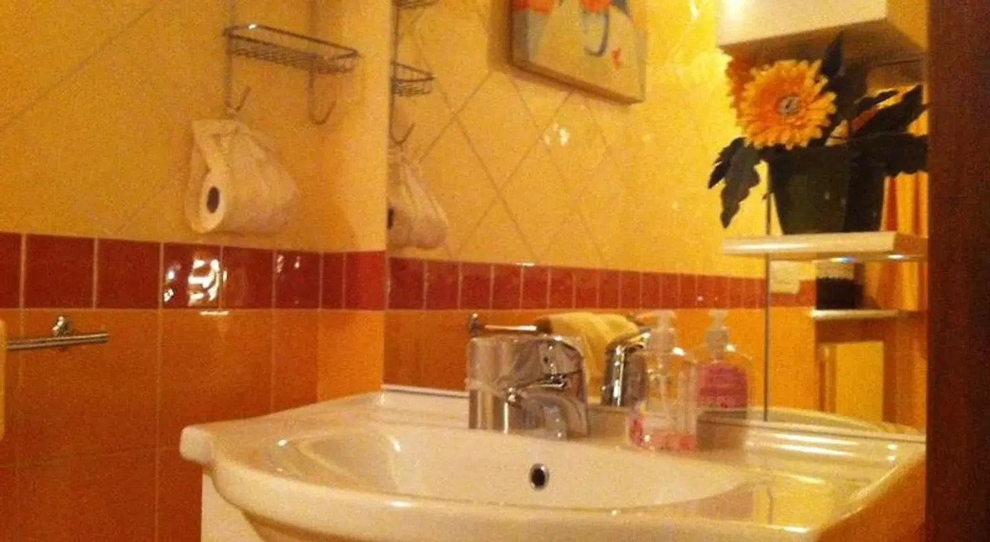 B&B Gira-Sole Badezimmer