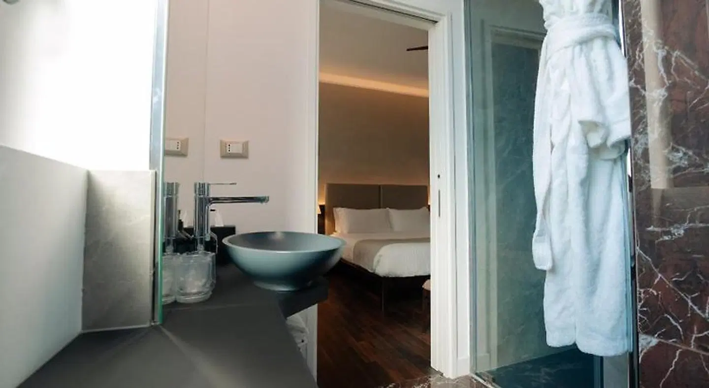 10 Keys Hotel Badezimmer