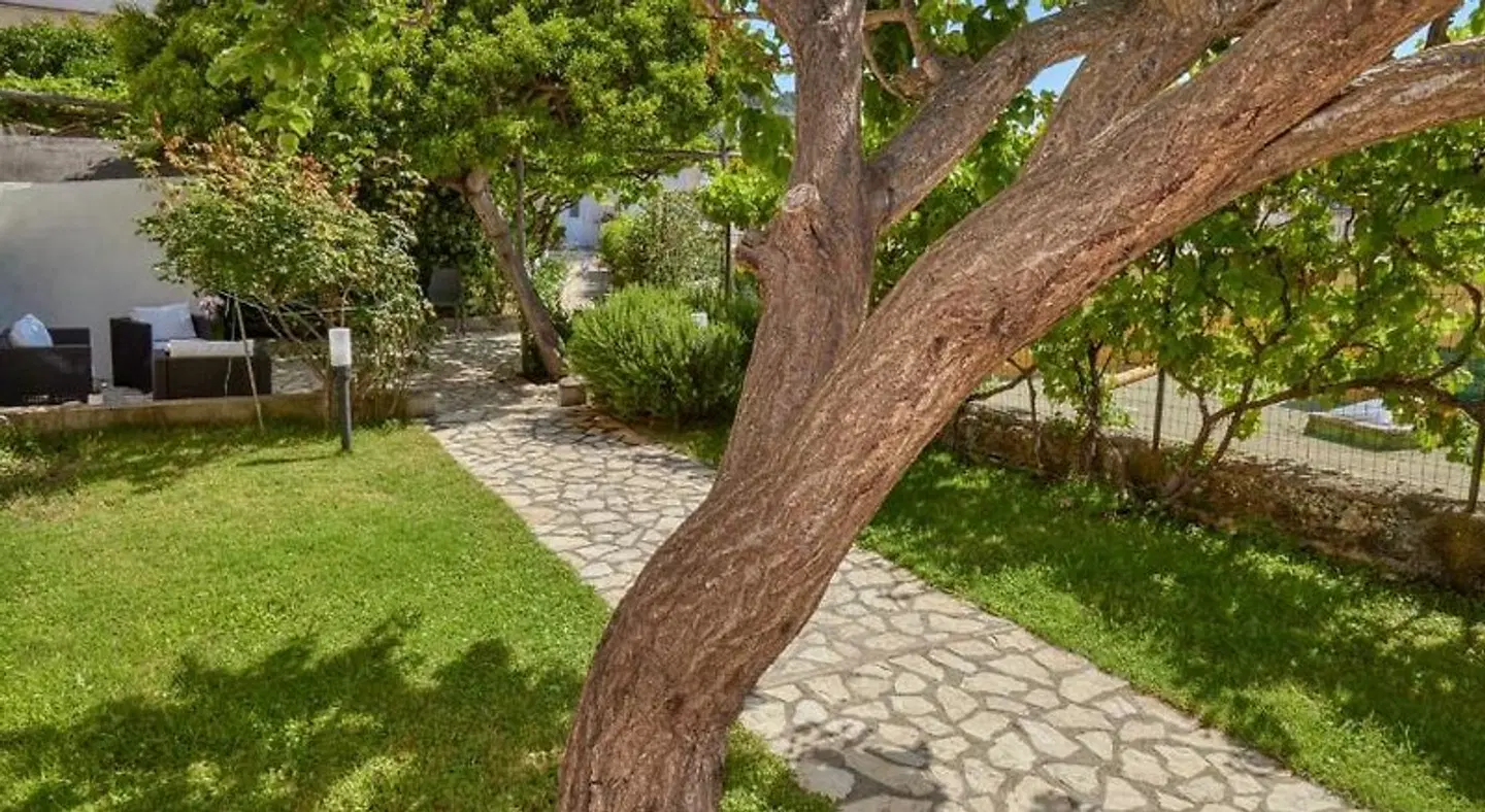 Villa Giardini Luxury Room Garten