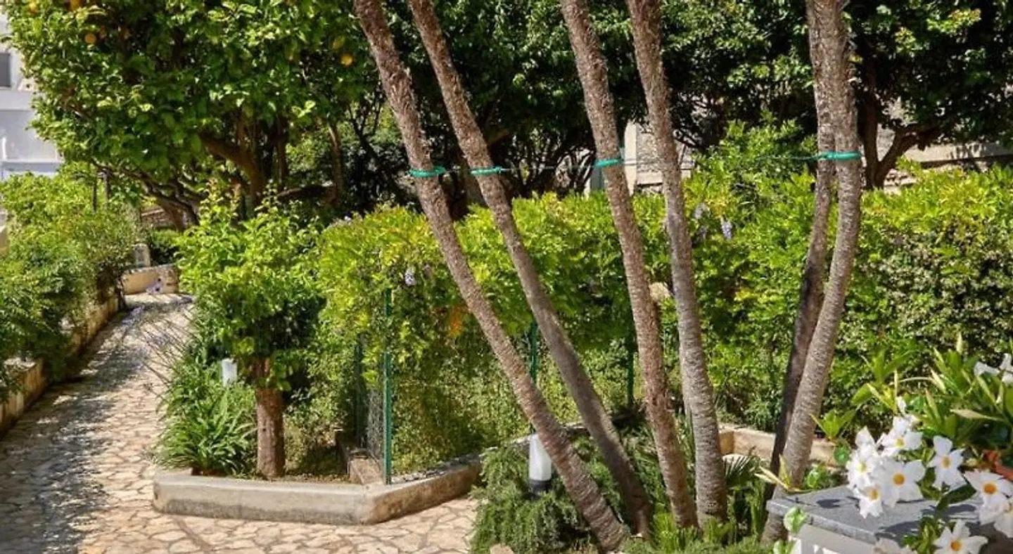 Villa Giardini Luxury Room LANDSCAPE