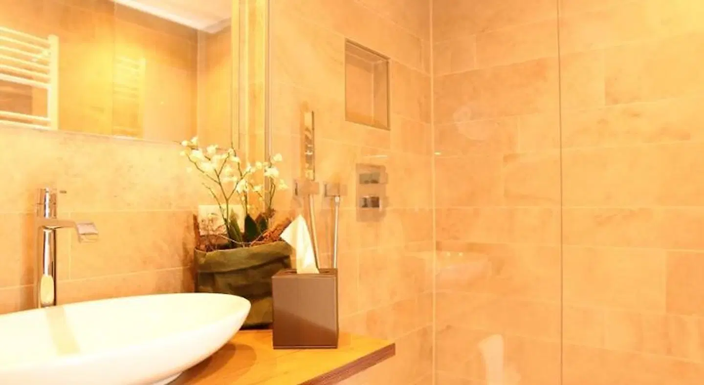 PETERS Hotel & Spa Badezimmer