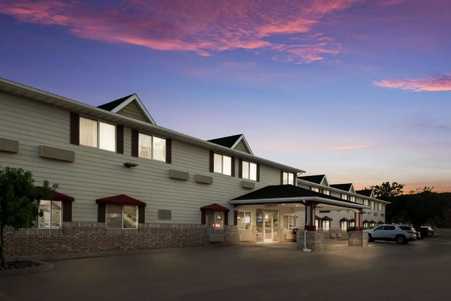 Best Western Richfield Inn EXTERIOR