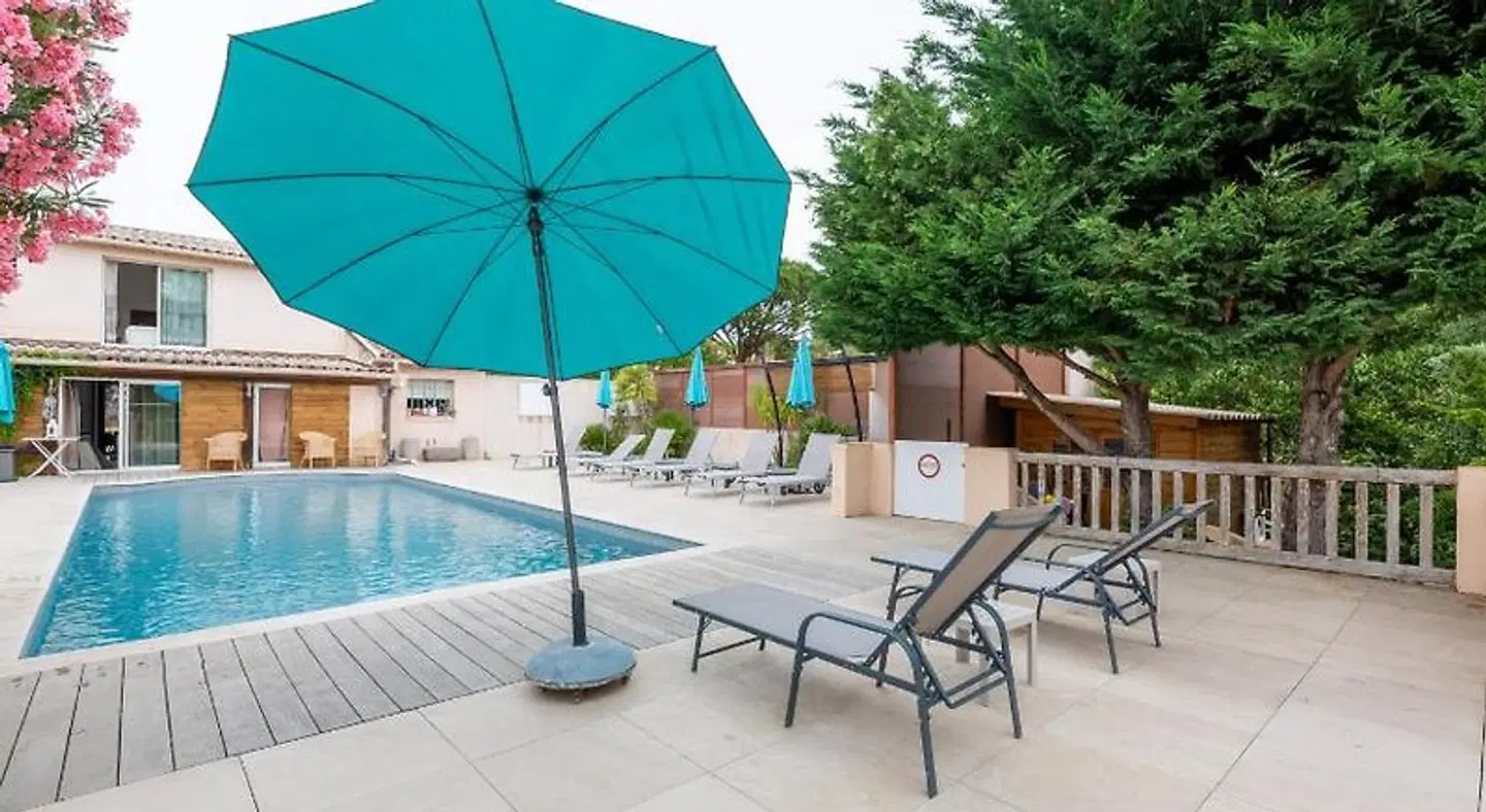 Chambres d'Hotes Les Amandiers Terrasse