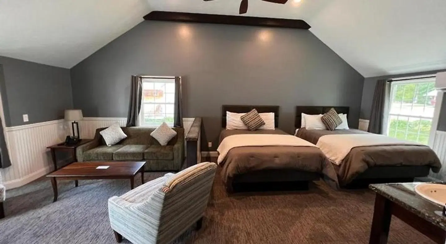 New England Inn & Lodge ROOM_EXAMPLE