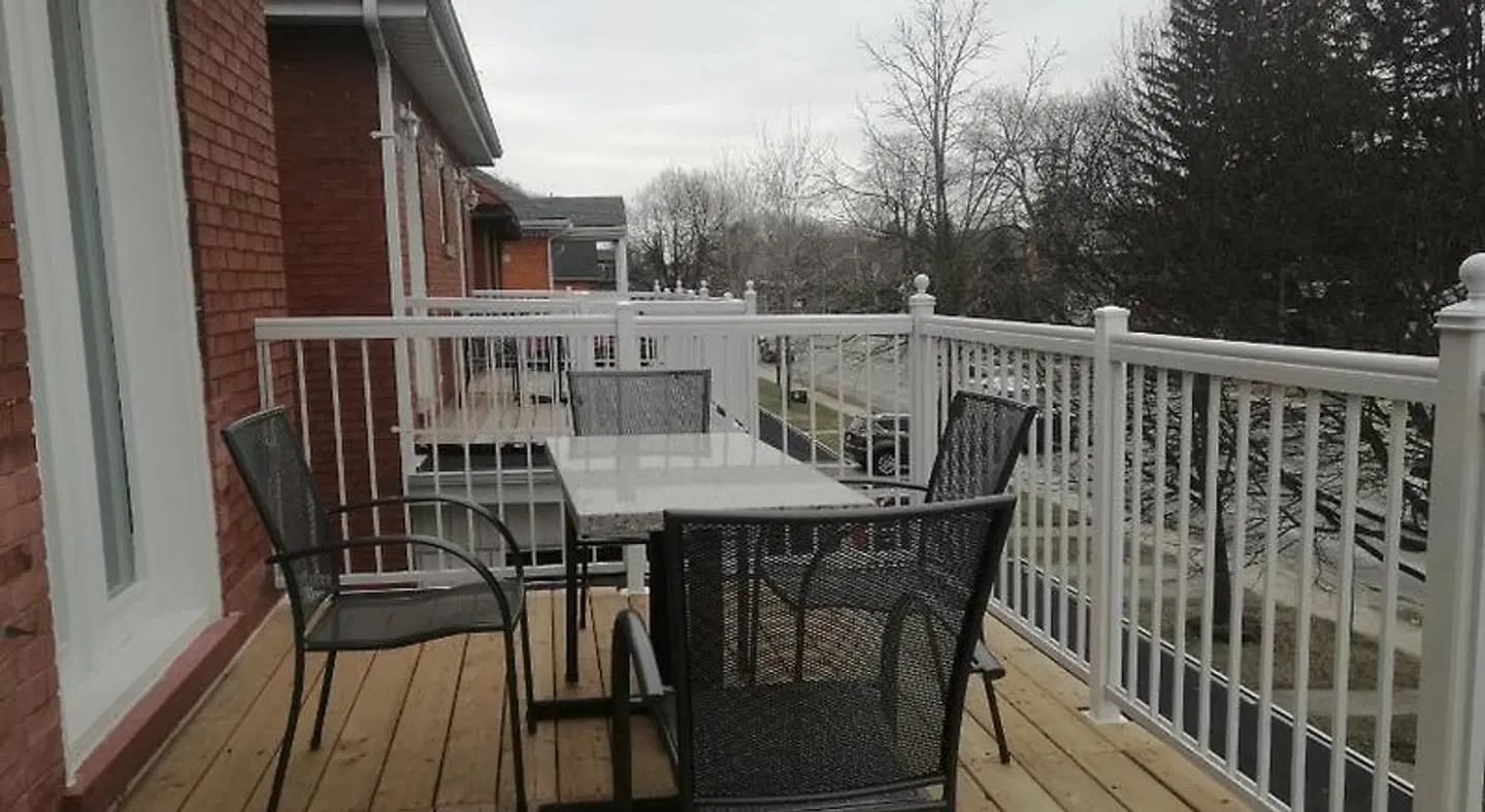 Ambassador B&B and Inn Next Door Terrasse