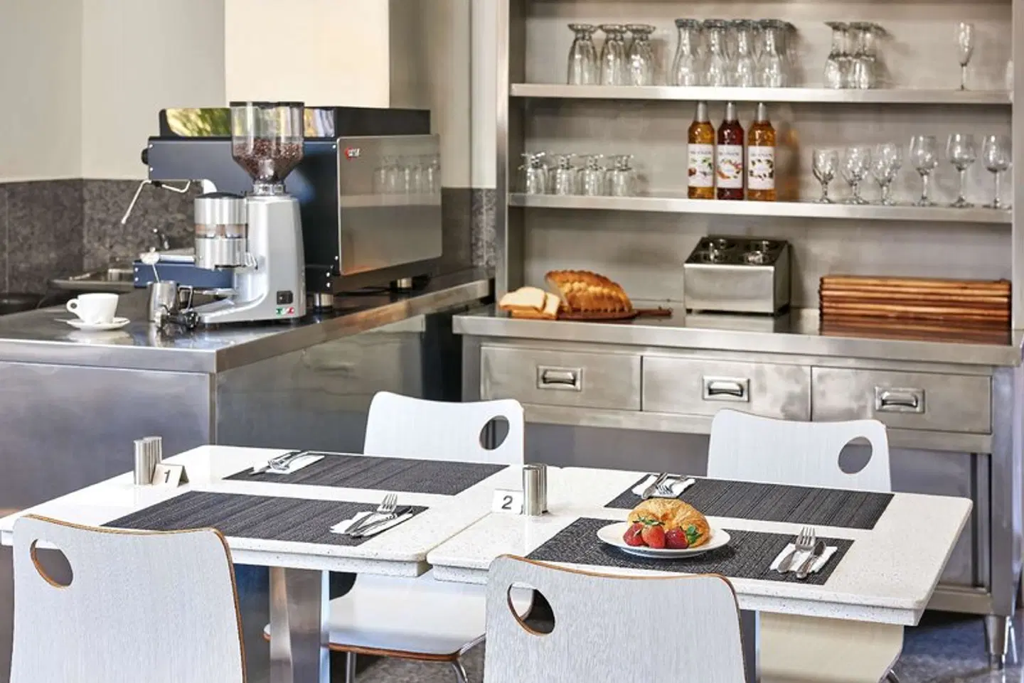 Best Western Casula Motor Inn Restaurant