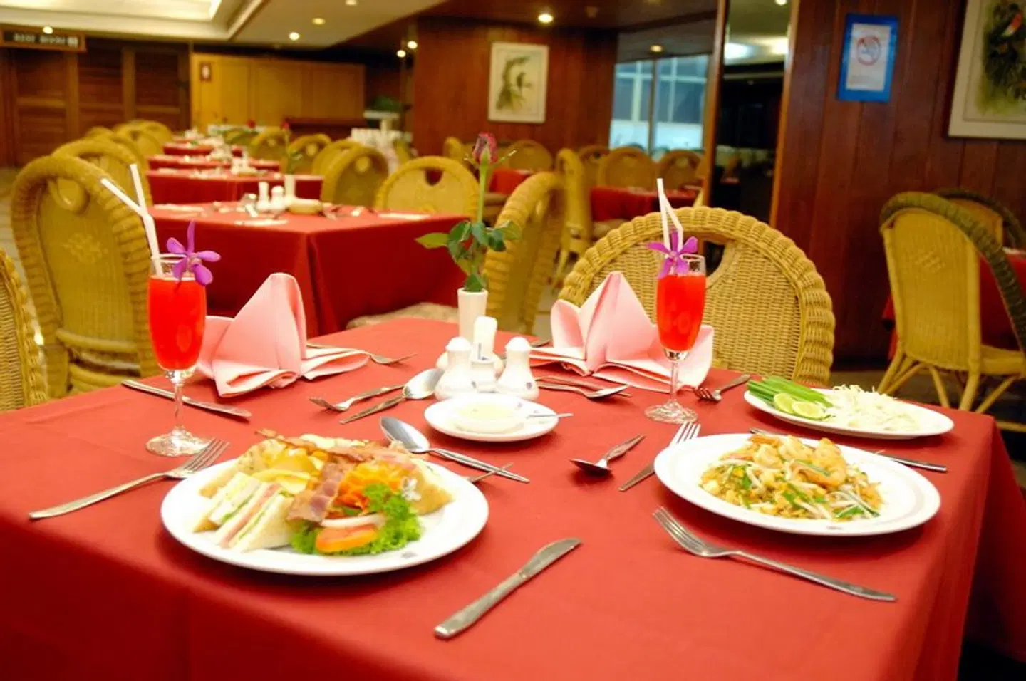 Ambassador City Jomtien - Marina Tower Wing Restaurant