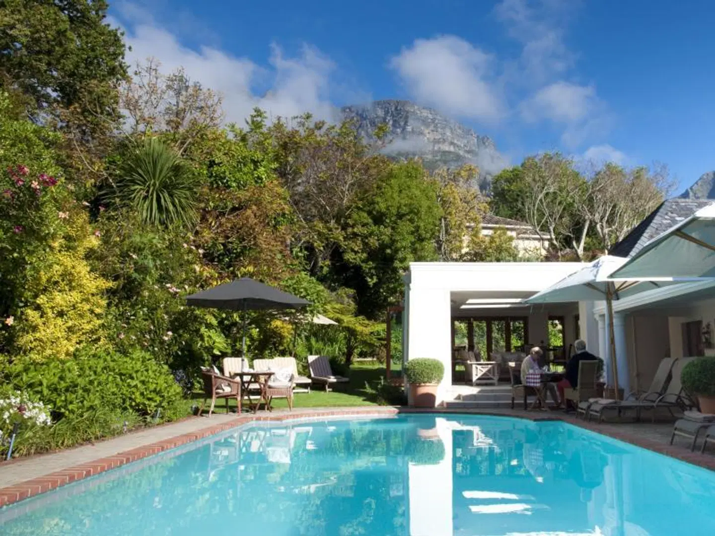 Fernwood Manor Boutique Guest House OUTDOOR_POOL