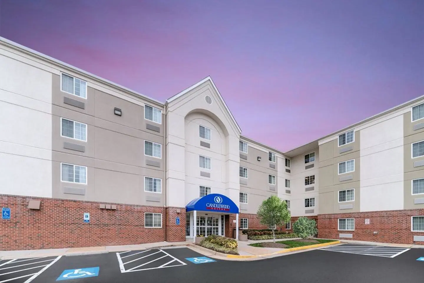 Candlewood Suites Washington-Dulles Herndon by IHG EXTERIOR