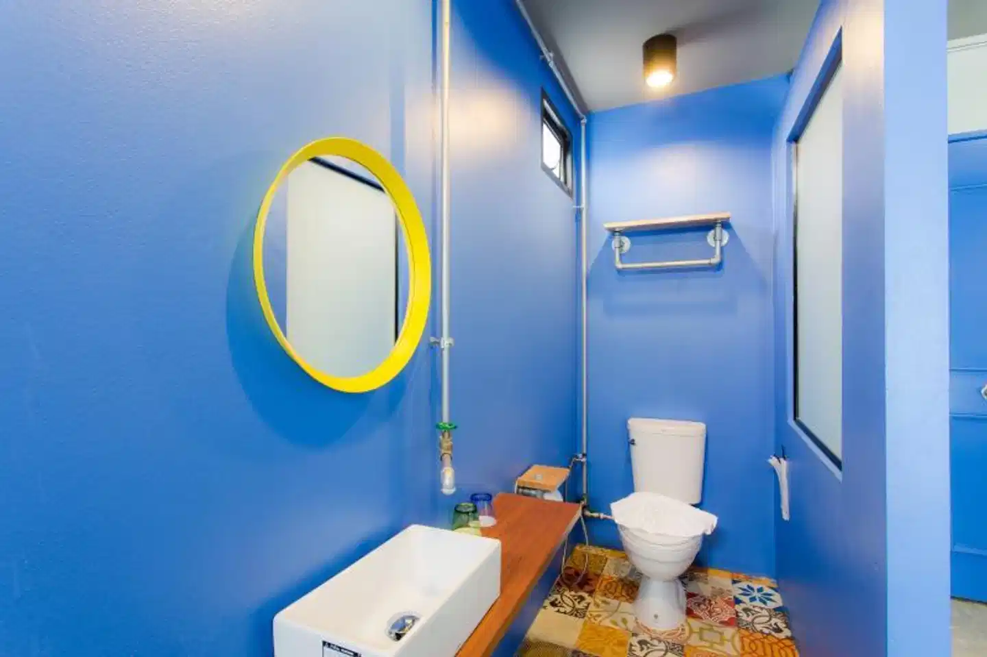 bloo Hostel (SHA Certified) Badezimmer