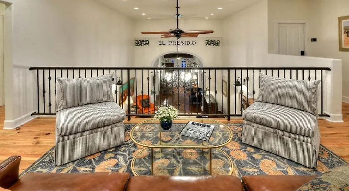 The Armory Park Inn LOUNGE_LOBBY