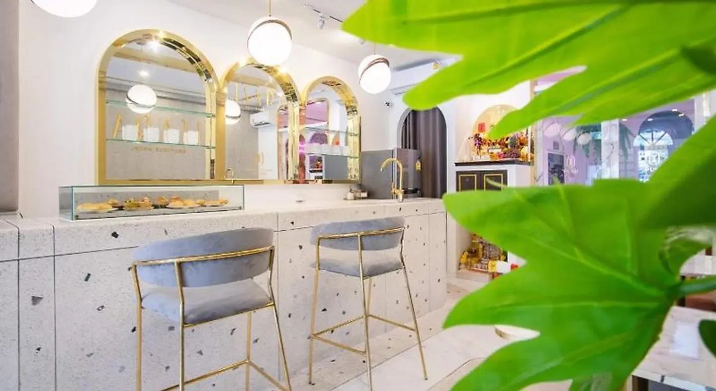 Isara Boutique Hotel and Cafe Restaurant