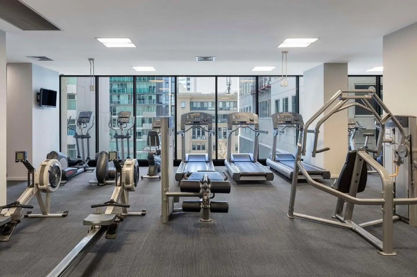 Oaks Melbourne on William Suites SPORTS_AND_LEISURE