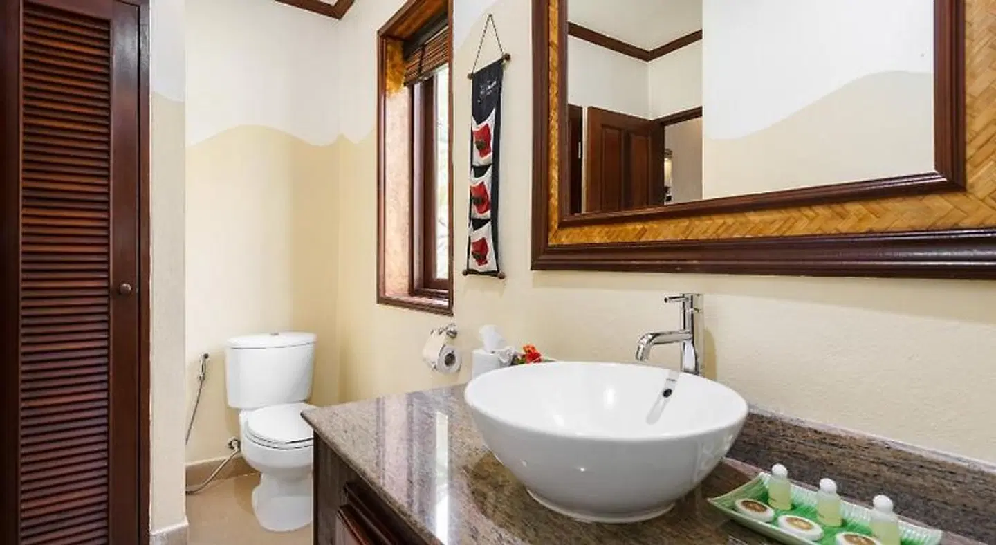Royal Cottage Residence Badezimmer