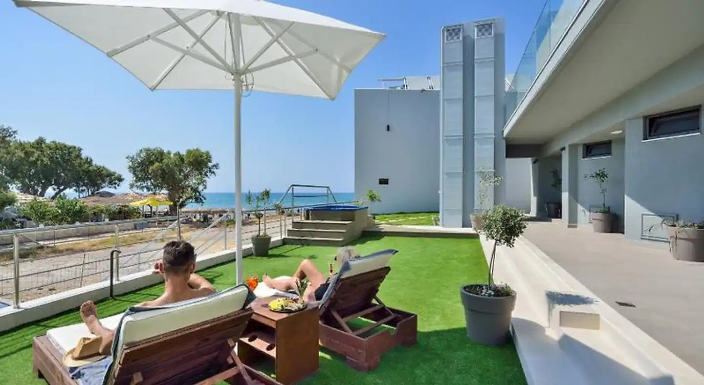 Elia Agia Marina Hotel Terrasse