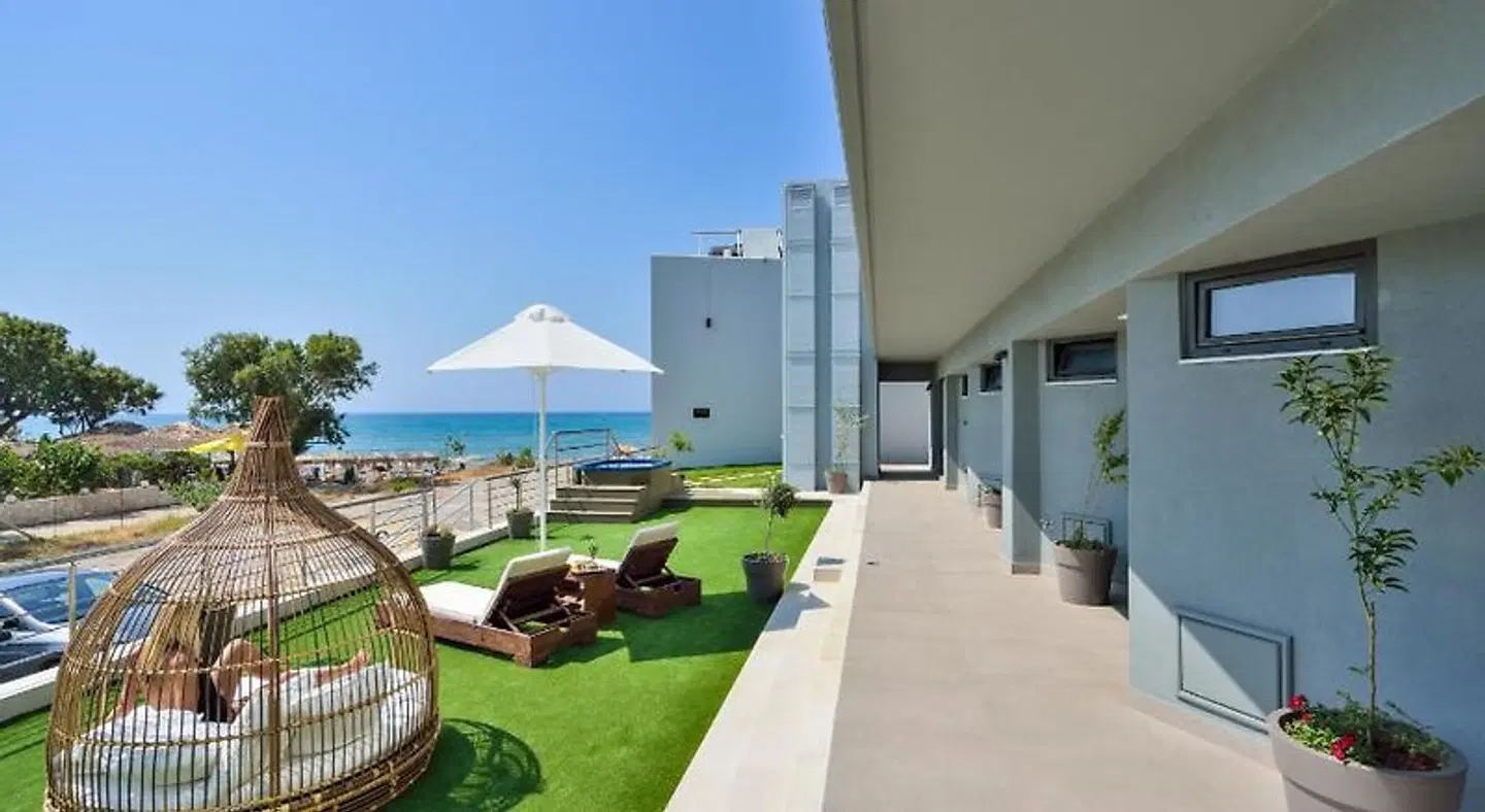 Elia Agia Marina Hotel Terrasse