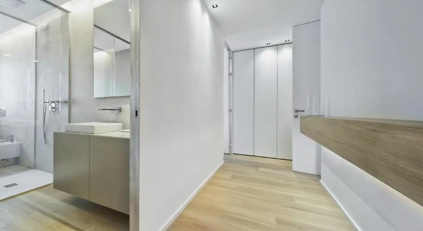 Luxury Suites Collection ROOM_EXAMPLE