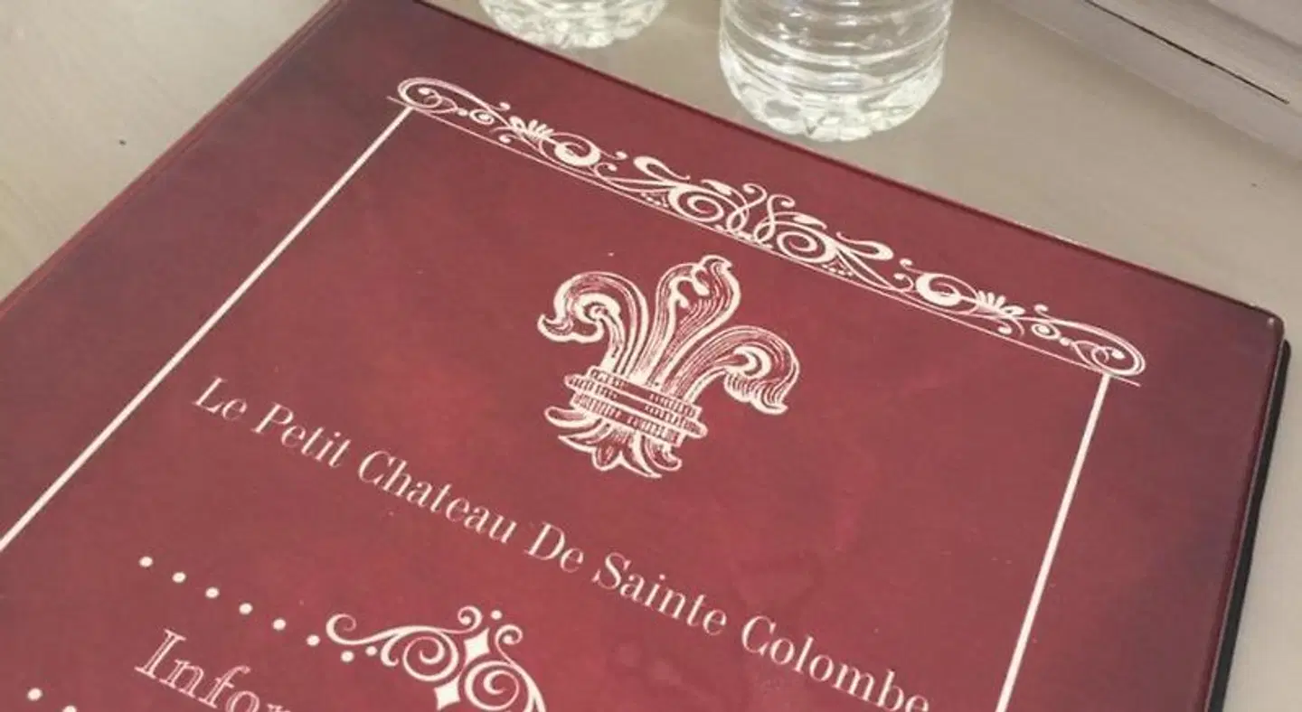 Le Petit Chateau De Sainte Colombe Landkarte