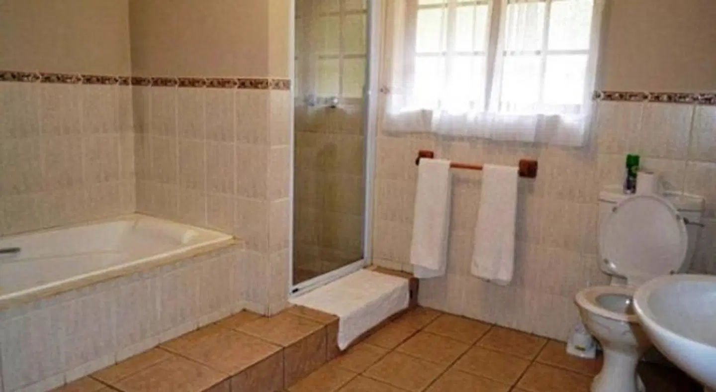 Ascot Bush Lodge Badezimmer