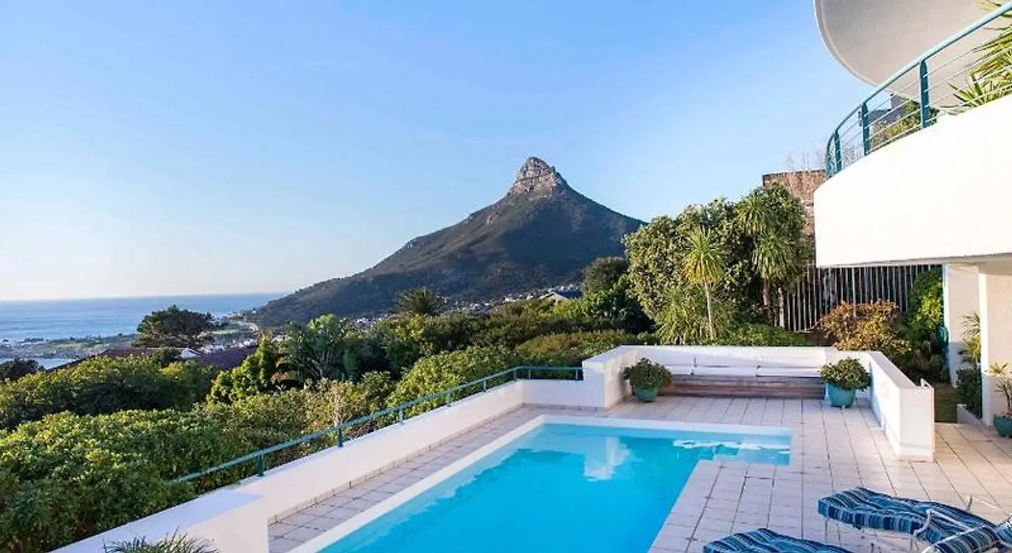Bay Reflections Camps Bay Villa OUTDOOR_POOL