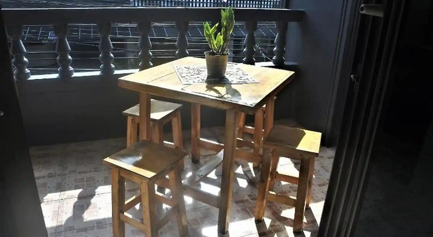 HI Karon Beach Hotel Terrasse