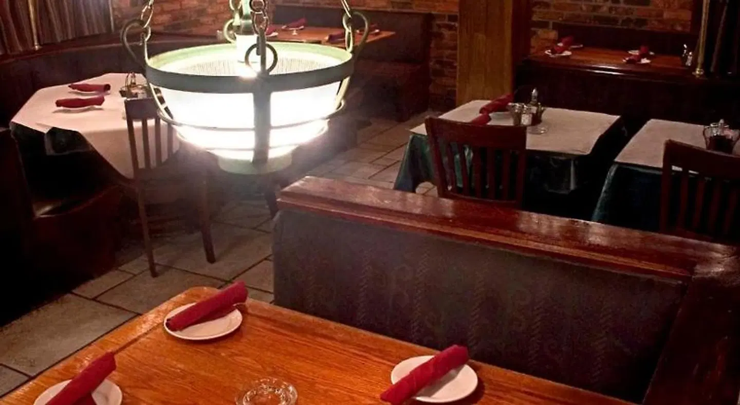 Atheneum Suite Hotel Restaurant