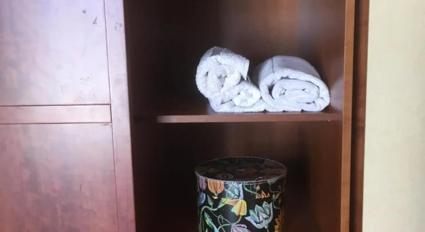 JFK b & b HEALTH_BEAUTY