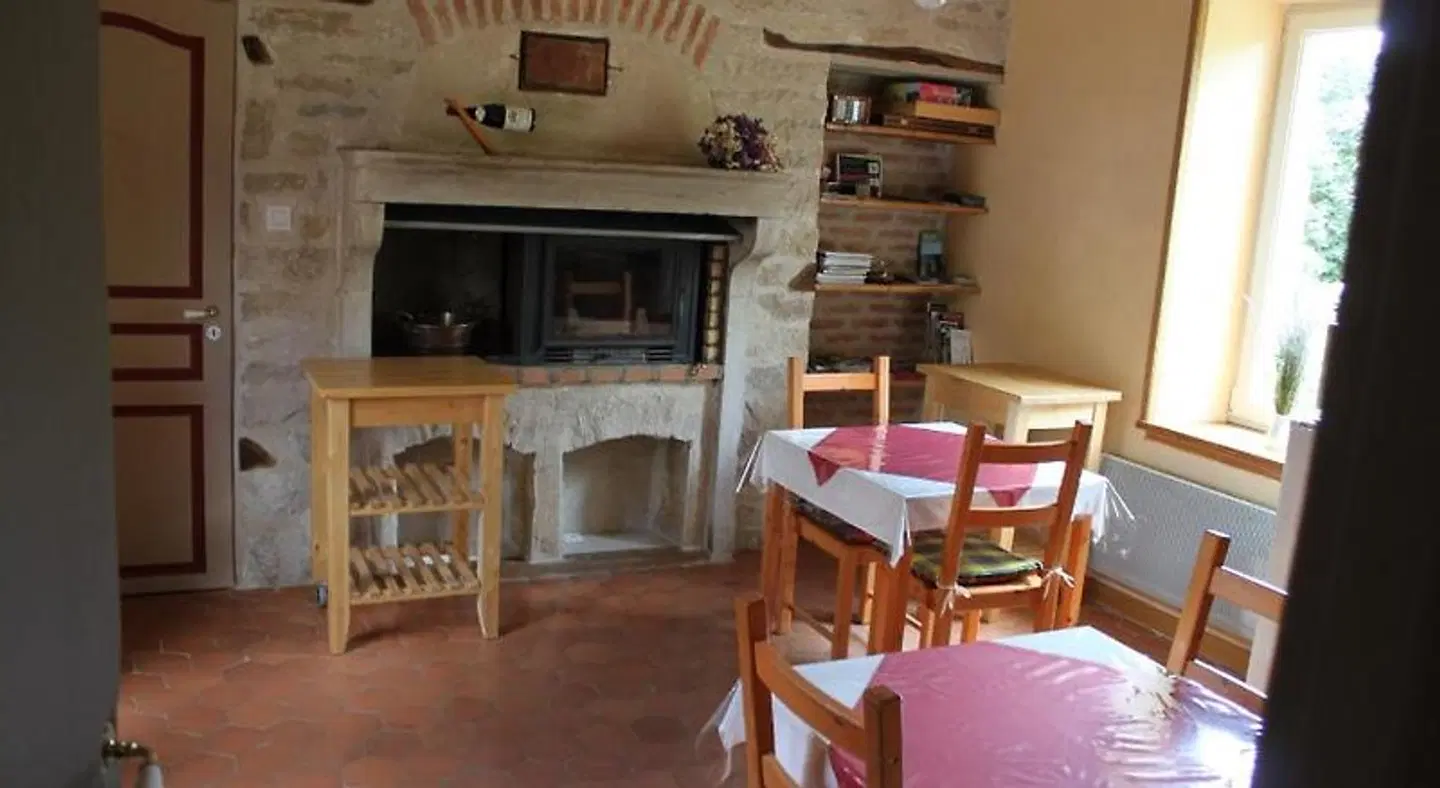 Les Agnates Bar