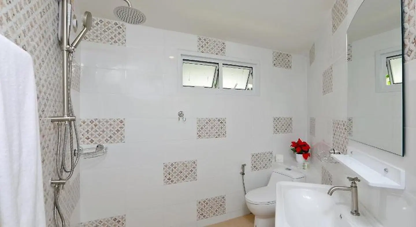 Kata White Villas Badezimmer