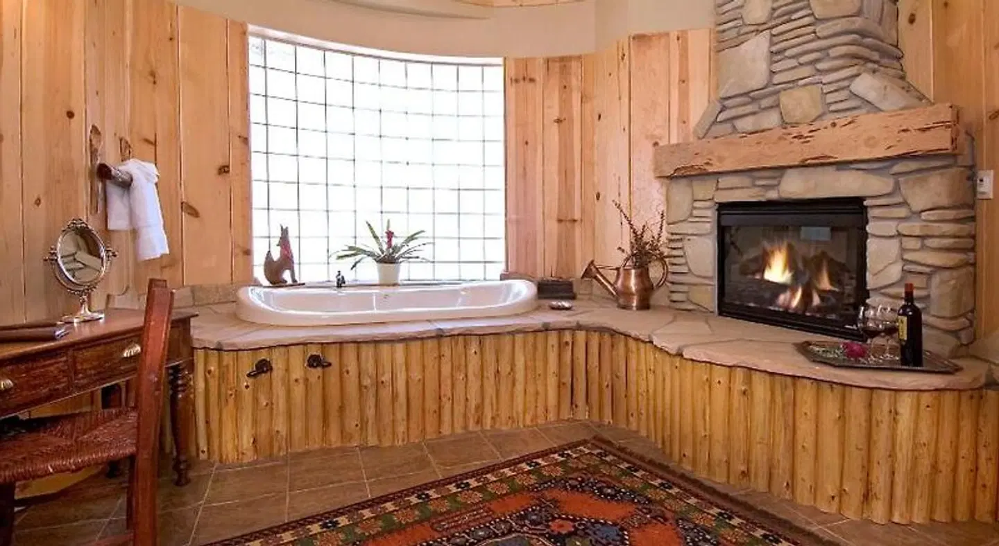 Adobe Grand Villas ROOM_EXAMPLE