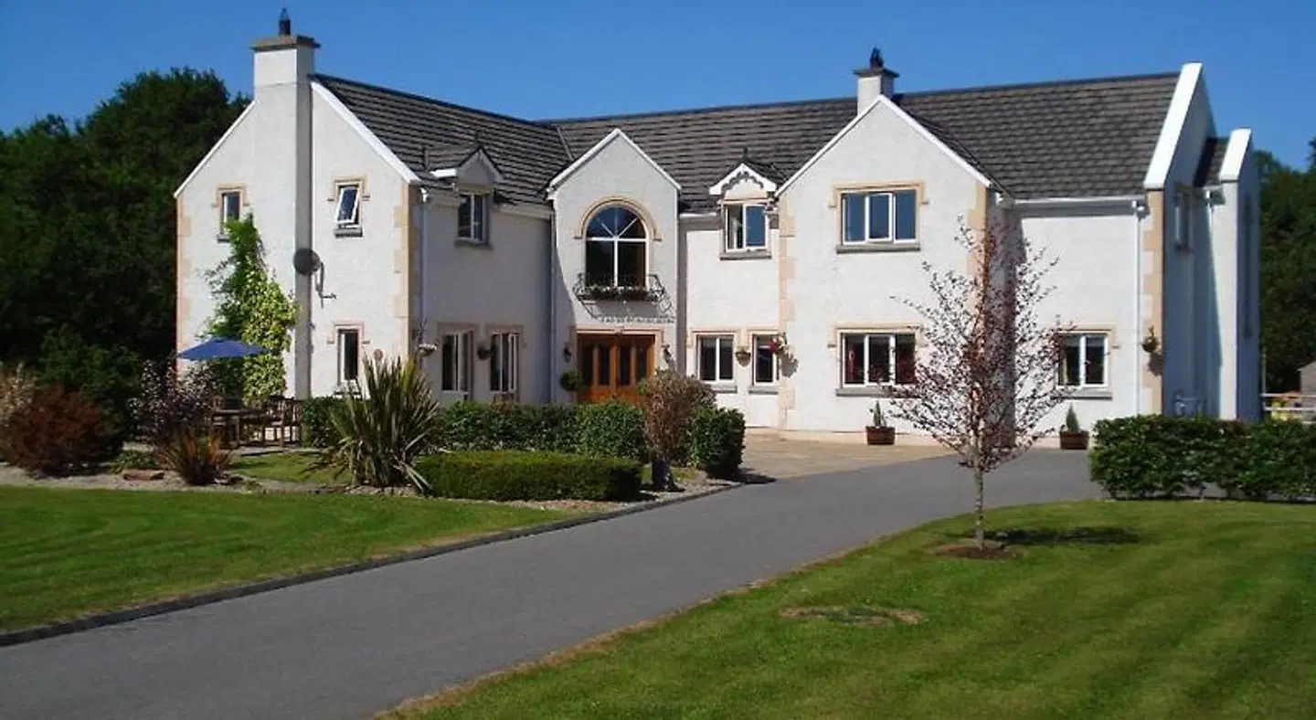 Dungimmon House EXTERIOR