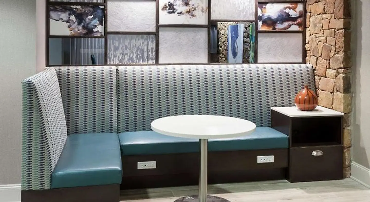 Hampton Inn Austin-NW/Arboretum ROOM_EXAMPLE