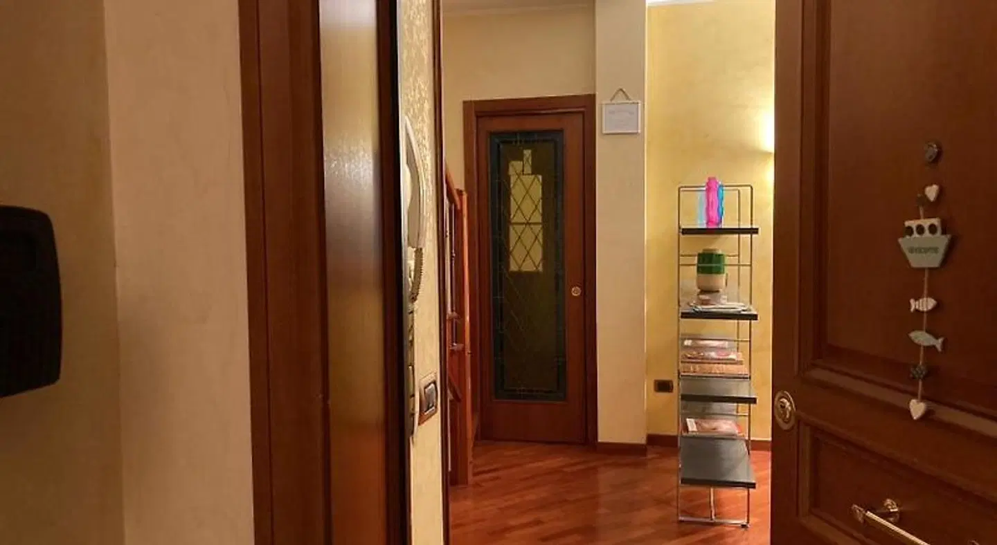 JFK b & b HEALTH_BEAUTY