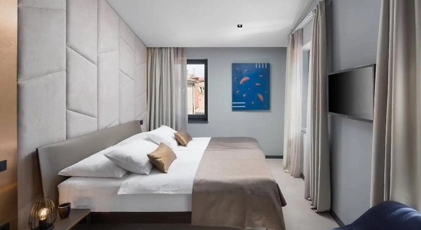 Terra Residence ROOM_EXAMPLE