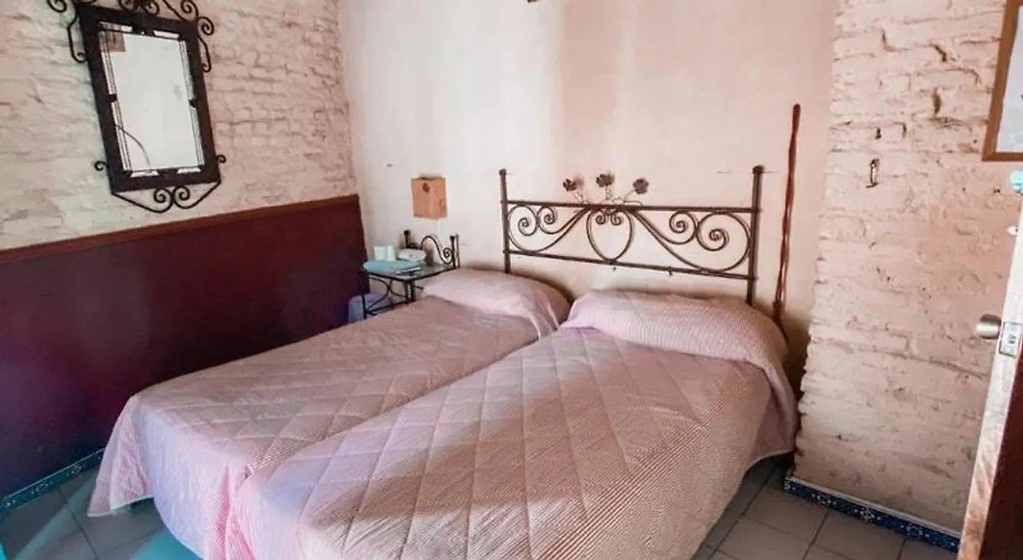 Hostal-Pensión Vergara ROOM_EXAMPLE