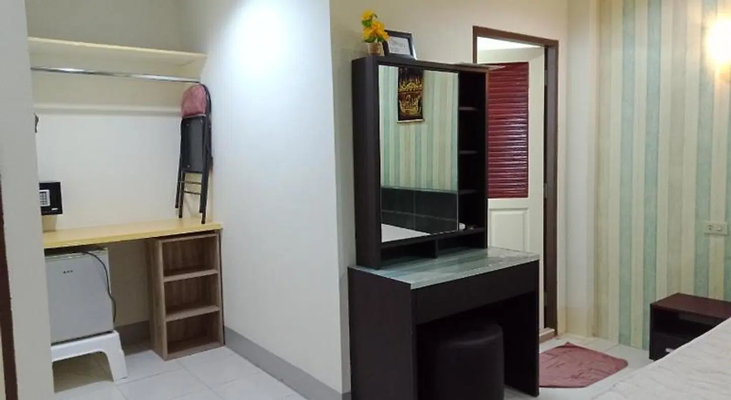 Living Room Guesthouse & Cafe Bar ROOM_EXAMPLE