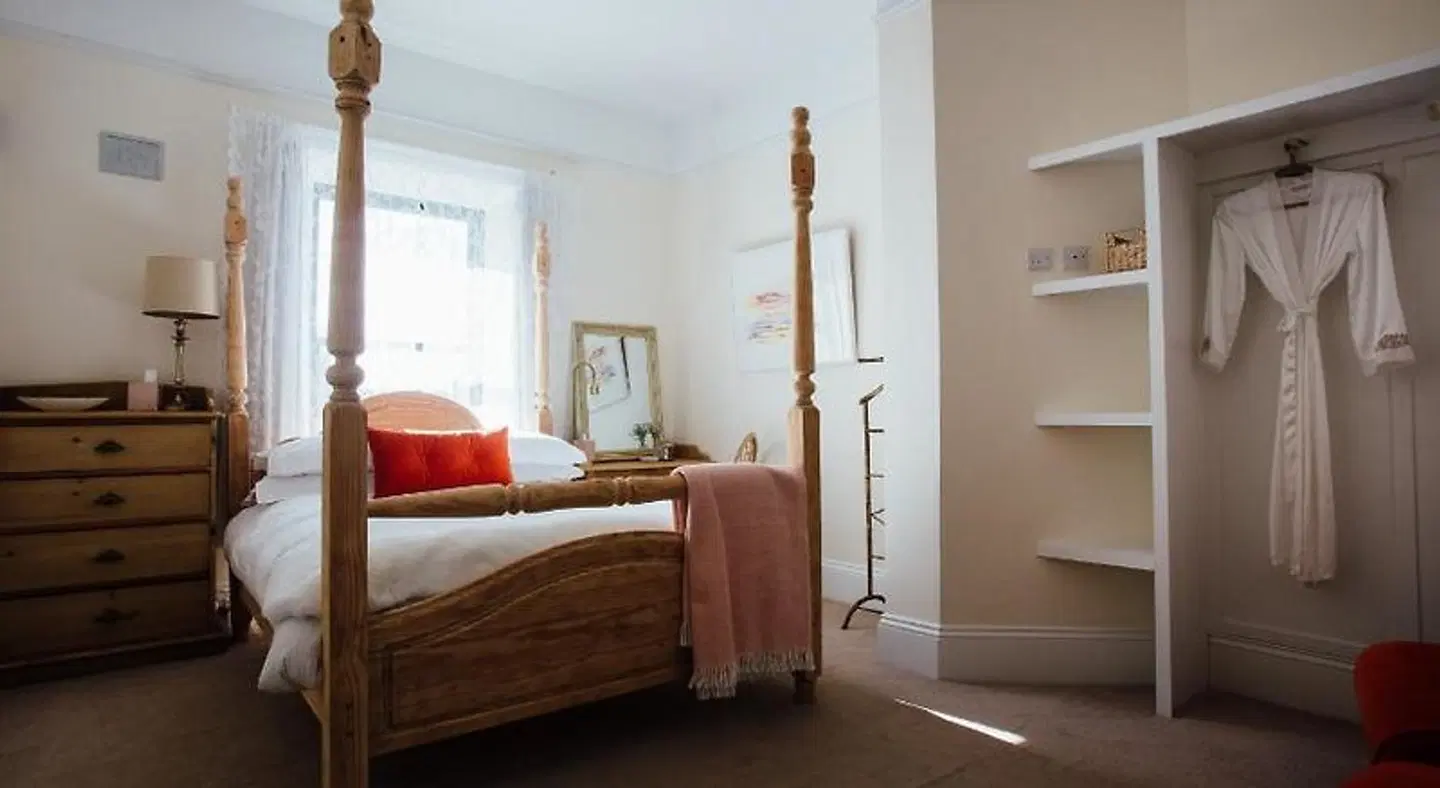 Tom Blake House ROOM_EXAMPLE