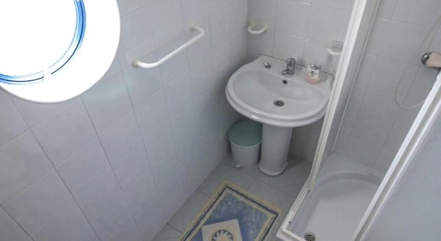 Quarto Crescente Badezimmer