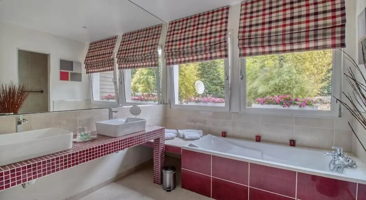 Villa Vent-Couvert Badezimmer