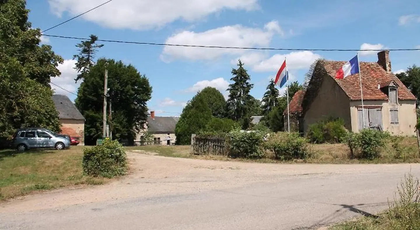 La Cour d'Enchère LANDSCAPE